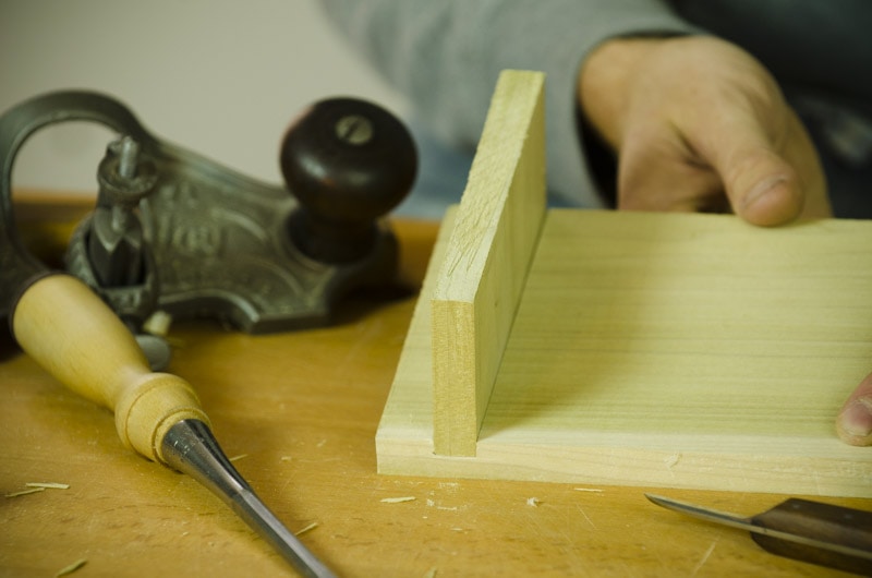 How to Cut a Dado Shelf Joint with Hand Tools Wood and Shop