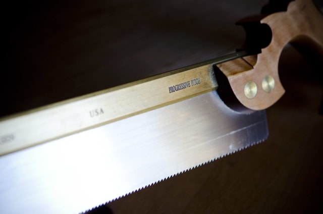 Lie-Nielsen Progressive Pitch Dovetail Saw For Cutting Tenons And Cutting Dovetails