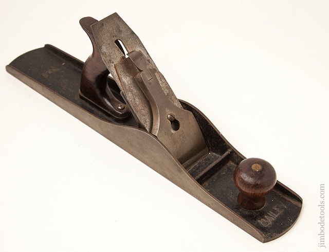 Stanley Plane Identification Showing A Stanley Bailey Type 9 Hand Plane (1902-1907)