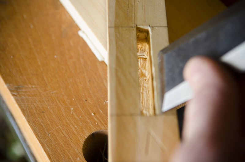 Build-A-Desk-With-Hand-Tools_Wid2303