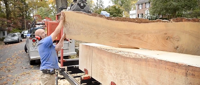 Milling Quarter Sawn Wood On A Portable Bandsaw Mill