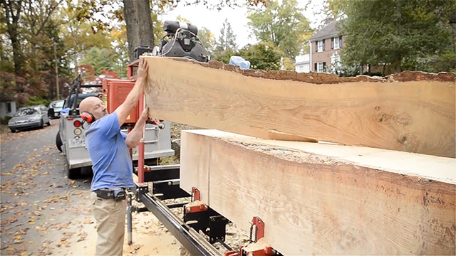 Milling Quarter Sawn Wood On A Portable Bandsaw Mill