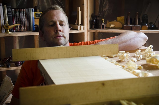 Flatten Board Lumber By Looking At Winding Sticks To Find Twist In The Board