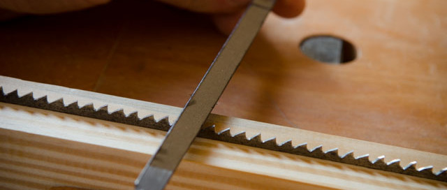 Sharpen Hand Saws With Hand Saw Sharpening Files