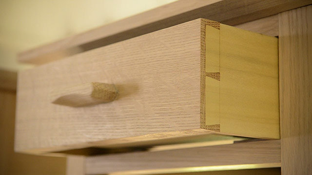 How To Fit A Dovetail Drawer When You Make A Table