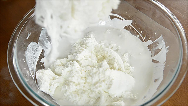 Mixing Milk Paint From Scratch Using Skim Milk, Vinegar, And Hydrated Lime Powder