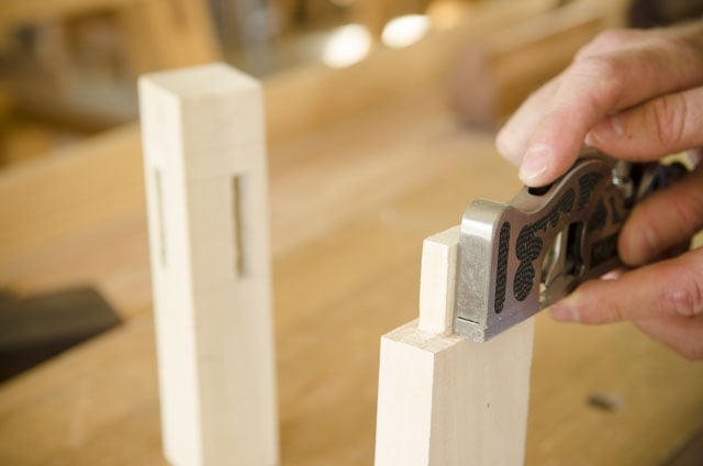 Using A Small Woodriver Shoulder Plane To Trim A Tenon