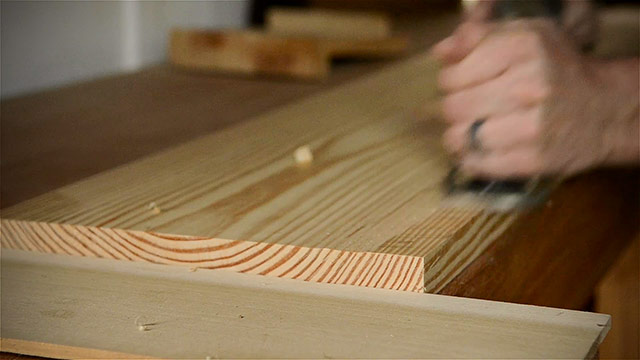 Hand Planing A Board