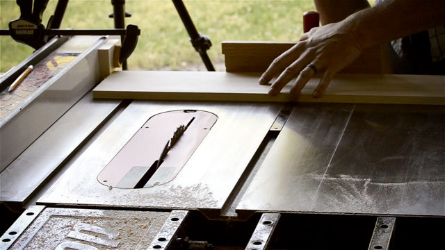 Cross Cutting A Board On A Sawstop Table Saw Best Table Saw Guide