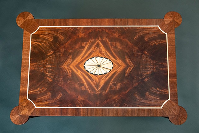 Federal Table Top Wood Veneering Oval Fan