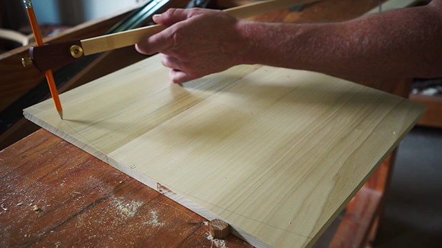 Using Trammel Points To Layout An Arc On A Wooden Pizza Peel